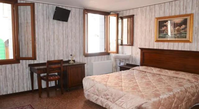 Трёхместный номер Standard Best Holidays Venice