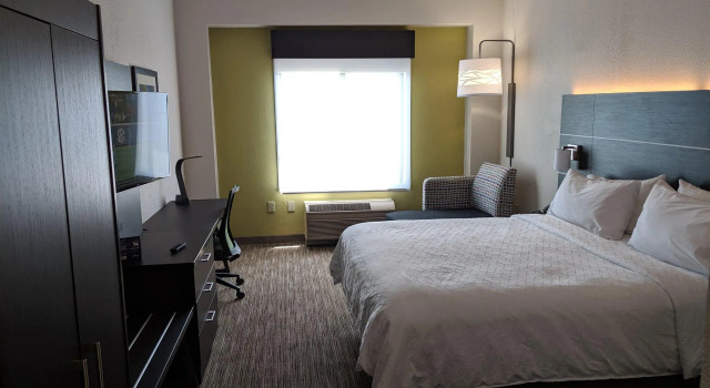 Двухместный номер Standard Holiday Inn Express & Suites Charlotte-Concord-I-85 by IHG
