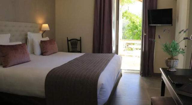 Двухместный номер Superior La Bastide de lOliveraie