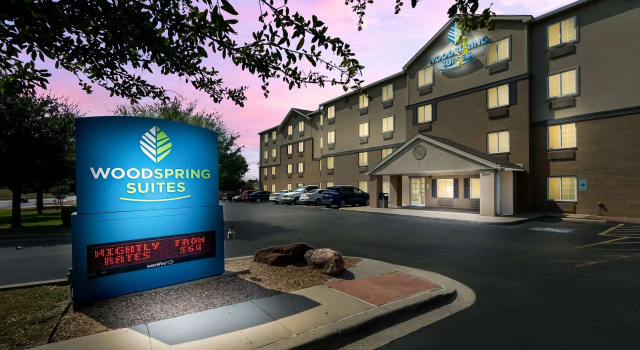 WoodSpring Suites Fort Worth Fossil Creek
