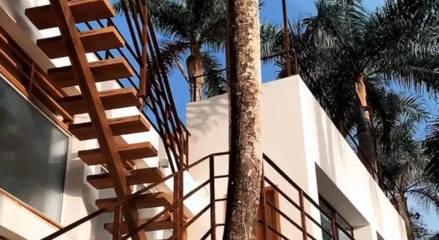 Modern 7 Bedrooms Villa on Private Beach Access, Book Villa Sommerhuse i Las Terrenas, Hytte
