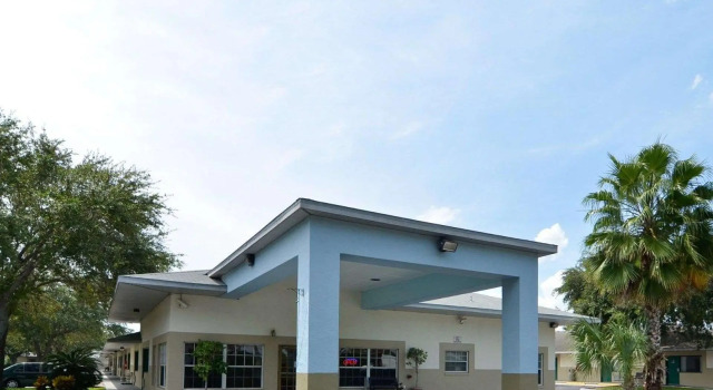 Номер Standard Rodeway Inn & Suites Haines City - Winter Haven