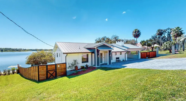 Коттедж Escape the Heat! Lakefront Paradise in Mount Dora