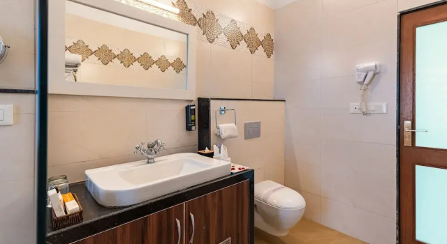 Люкс Luxury The Everest Hill Resort Suites with Jacuzzi Spa - Resort in Kumbhalgarh