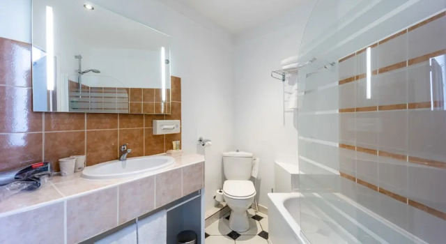 Двухместный номер Classic с видом на город Best Western le Comtadin