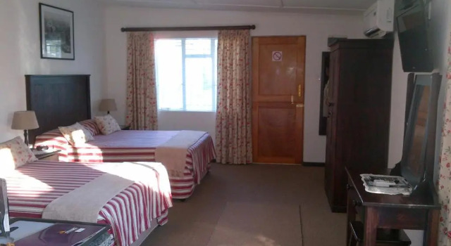 Laings Lodge, Забронировать Отель Лайнсберг провинция Западный Кейп