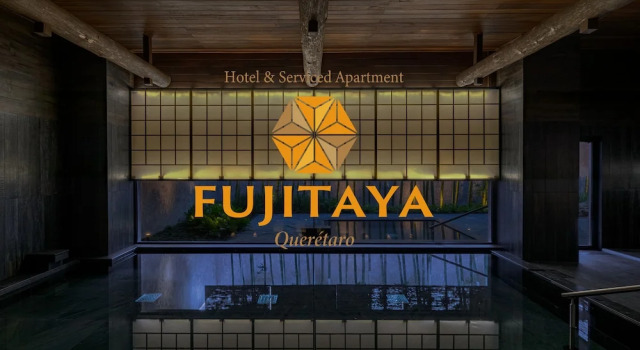 FUJITAYA Querétaro, Забронировать Отель Отели Хурикилья с парковкой, Парковка