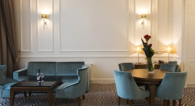 Апартаменты Hotel Royal & Spa