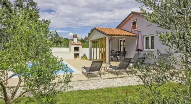 Natascha in Pamići (Haus für 6-8 Personen)