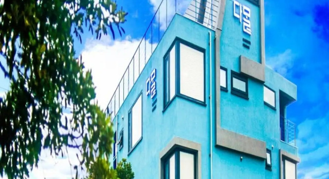 Jeju Damol Pension, Забронировать Отель Jocheon Чеджу