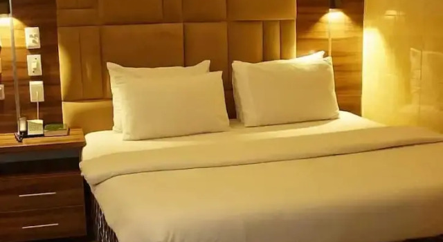 Deluxe Zimmer Coronia Hotel