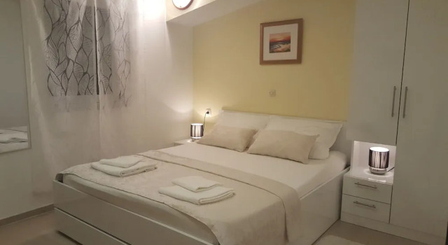 Rooms Valentino, Prenota Affittacamere Splitska 