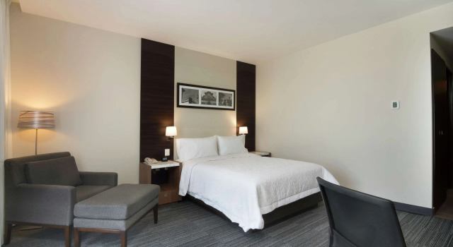 Hampton Inn By Hilton San Luis Potosi, Забронировать Отель Сан Луис Потоси Мексика, рядом с Парк Тангаманга