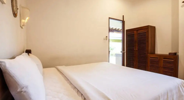 PB - 6BR- V1 & V3 6BR Private Pool Villa, Walk to Seminyak Beach