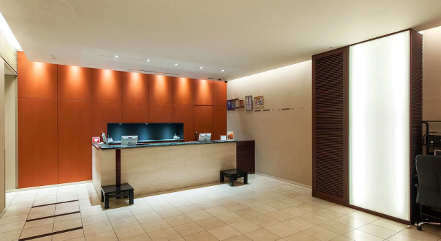Hakata Green Hotel Tenjin, Забронировать Отель Отели префектуры Фукуока с парковкой, рядом с Daimaru Fukuoka Tenjin, Парковка