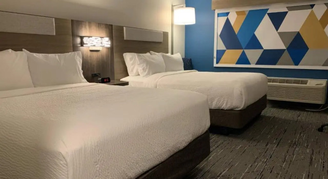 Четырёхместный номер Standard Holiday Inn Express & Suites Courtenay - Comox by IHG