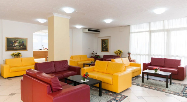 Hotel Diplomatic