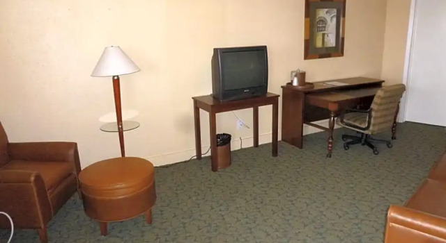 Двухместный люкс Alvin Extended Stay