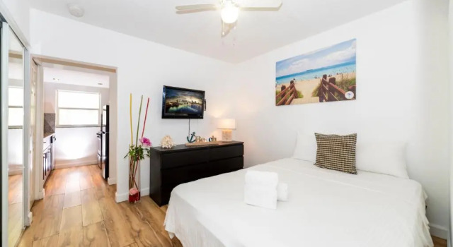 Апартаменты Sofi Beach Apartments