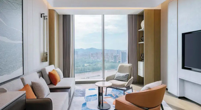 Двухместный клубный люкс Executive с видом на город Novotel Huzhou South Taihu Lake