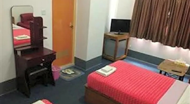 Jewel Hotel, Book Hotel Bahan 