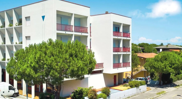 Appartamenti Urano, Prenota Hotel Hotel a Veneto con parcheggio, Parcheggio