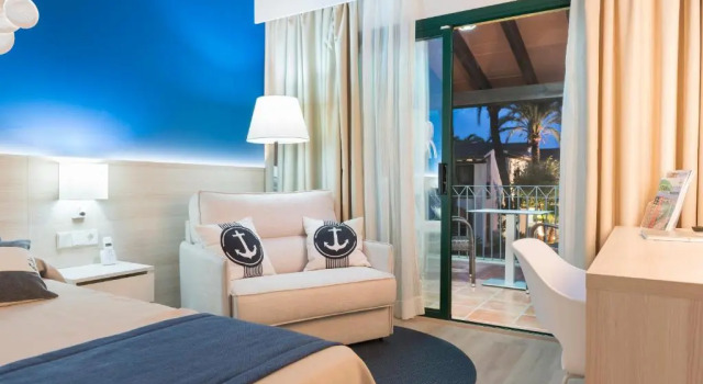 Двухместный номер Standard Отель Alcudiamar Marina Residence