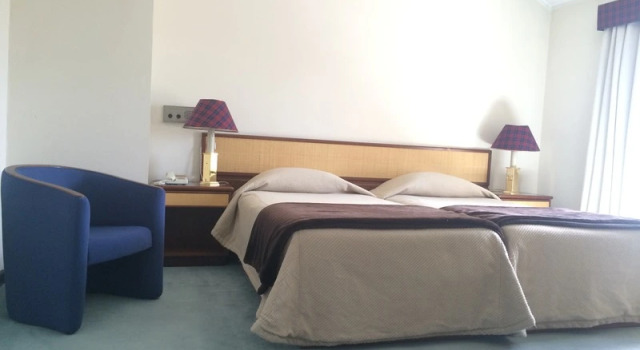 Двухместный номер Superior с балконом Hotel Urgeirica