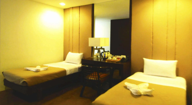 Tacloban Plaza Hotel