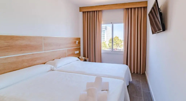 Апартаменты c 1 комнатой с видом на море ENDLSS BEACH & DISCO HOTEL IBIZA Adults Only