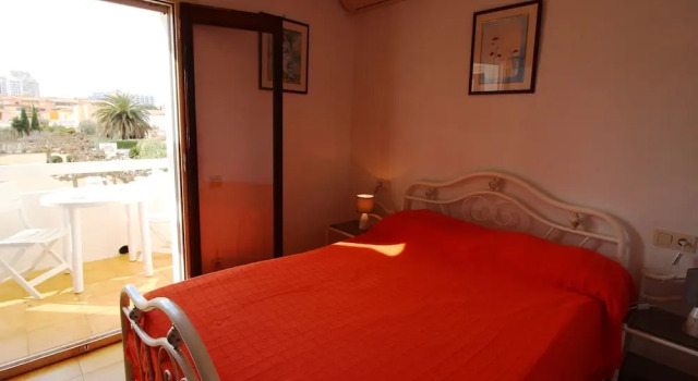 Apartment in Empuriabrava 100 meters from the beach for 6 people, Забронировать Апартаменты/квартира Эмпуриабрава Alt Empordà