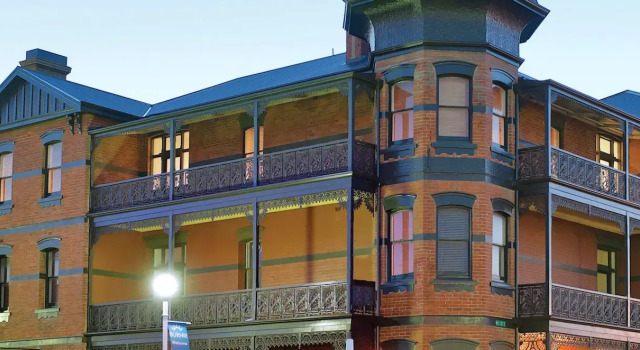 Ikon Hotel, Book Hotel Burnie Tasmania