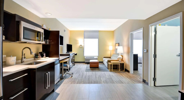 Двухместный люкс Home2 Suites By Hilton Charles Town