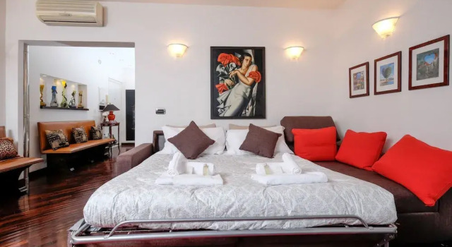 Amazing Penthouse by Caracalla, Забронировать Апартаменты/квартира Апартаменты Рима, рядом с Piazza San Giovanni in Laterano, Апартаменты/квартира