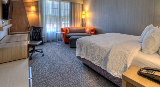 Courtyard by Marriott Nashville Green Hills