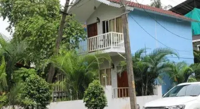 Martins Courtyard
