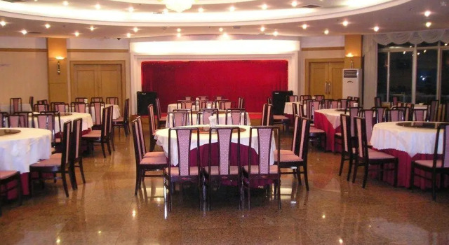 Zhongguo Hualu Hotel - Dalian