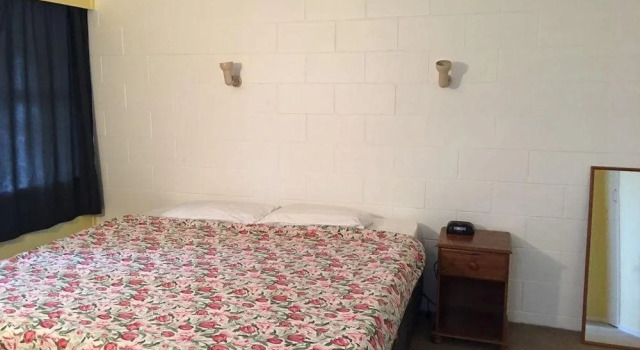 136 St George Motel