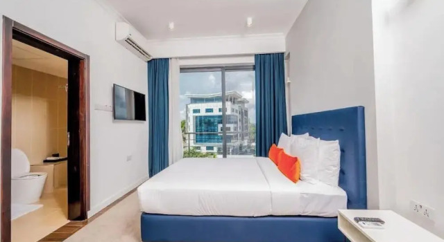 Люкс Executive с 2 комнатами Отель Urban by CityBlue Hotel, Dar es Salaam