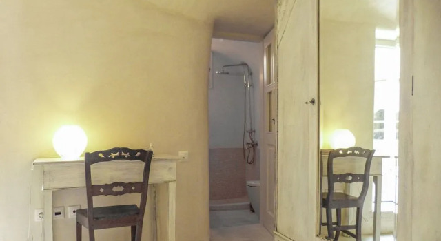 The Palm Tree Residence, Забронировать Отель Акротирион Santorini Caldera