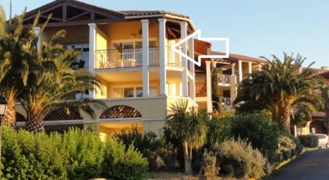 Studio in Saint-raphaël, With Pool Access, Furnished Terrace and Wifi