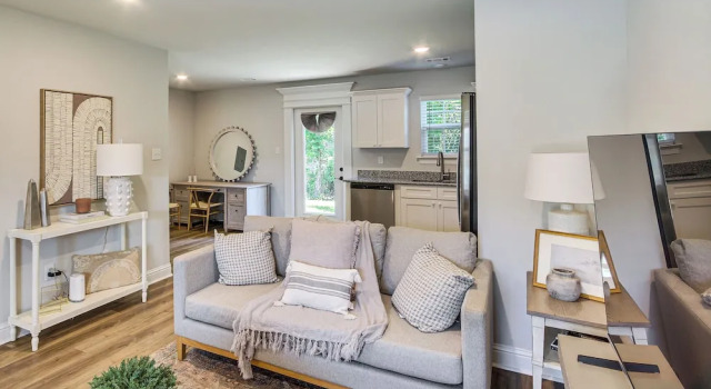 < 1 Mi to Beach! Family-friendly Gulfport Retreat