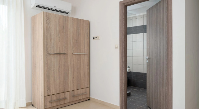 Orelia Cretan Deluxe Apartments, Book Apartment Hotels in Central Crete with Parking, Parking