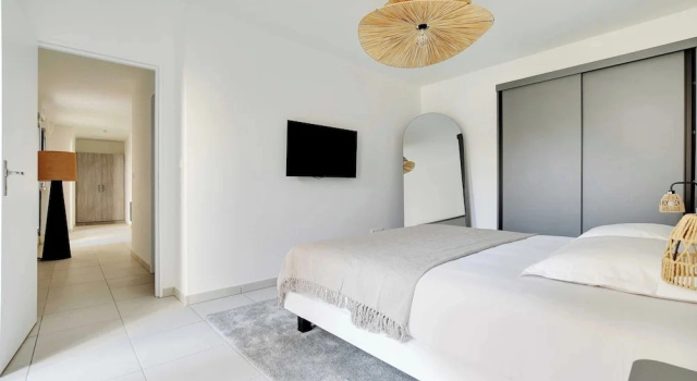 Апартаменты Elegant Apartment - 1 Bedroom/2 Bedrooms - Close to Paris & La Defense