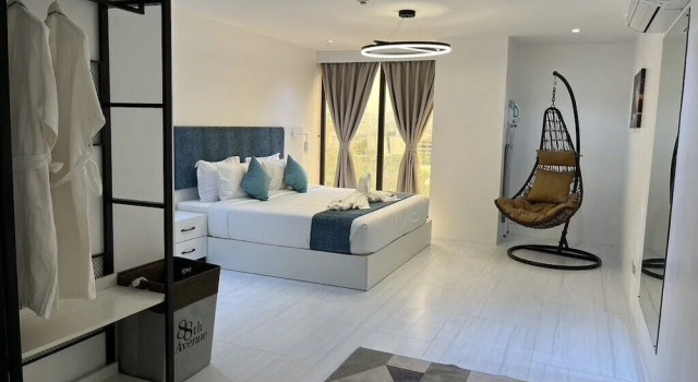 Номер Premier Пентхаус с балконом 88th Avenue