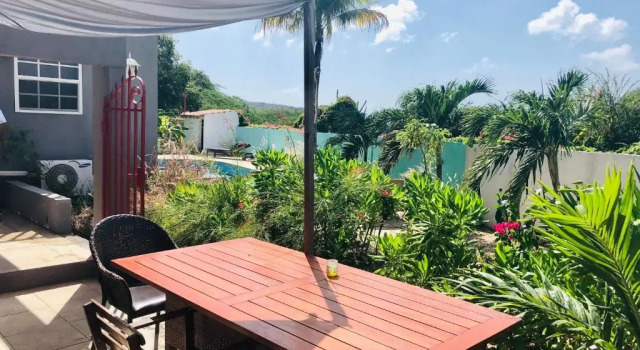 Апартаменты с балконом Advantage Apartments Curacao