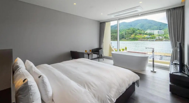 Двухместный номер Deluxe Gapyeong Hotel Suiteian