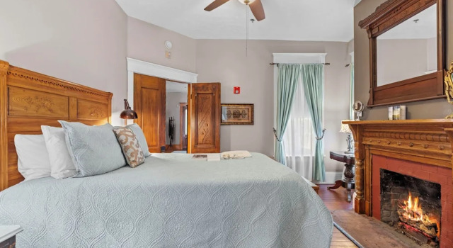 Номер Luxury The Laurel Oak Inn Bed and Breakfast