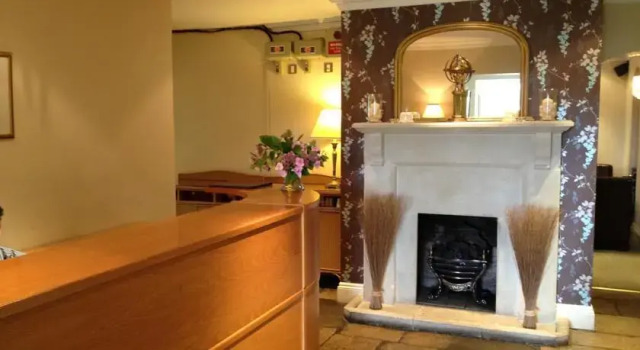 Millhouse Hotel And Riverside Restaurant, Buchen Sie Hotel Sharnbrook Bedfordshire