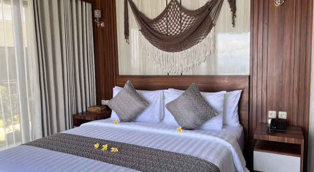 Полулюкс Grand Yuna Hotel Nusa Penida